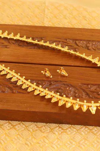 Kerala style gold platted thali koottam long necklace set