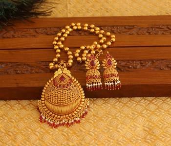 Geru polish necklace set 1