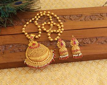 Geru polish necklace set 3