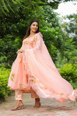 Cinderella peach hand print organza anarkali suit set 3