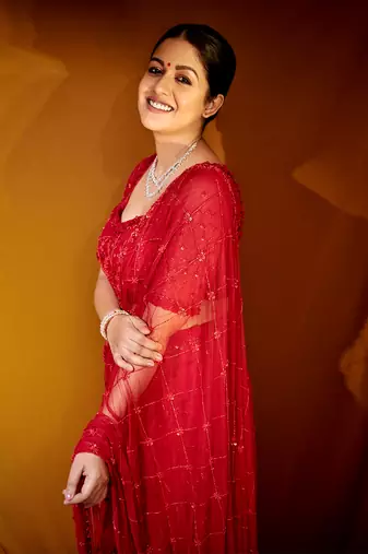 Red soft net & georgette saree set