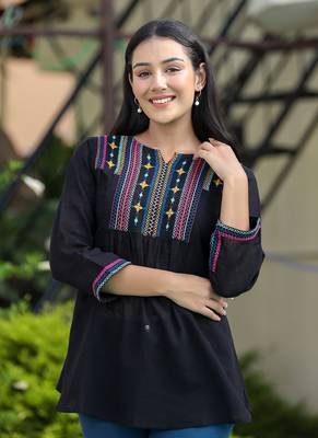 Black embroidered cotton top 1