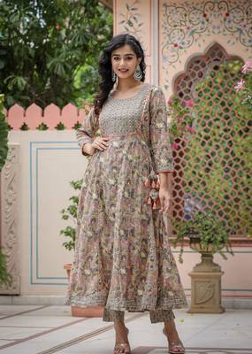Beige pink cotton embroidered kurta pant set 1