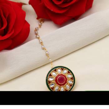 Maroon & green color kundan meena borla tikka 1