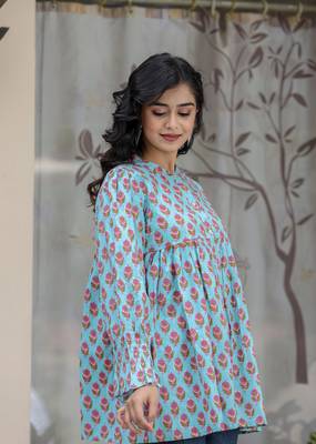 Turqoise pink cotton floral top (set of 1) 3