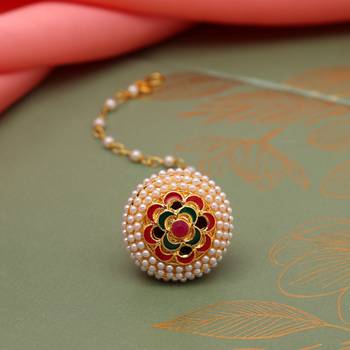 Maroon & green color meena work borla tikka 2