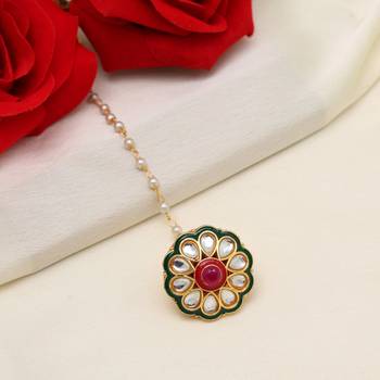 Maroon & green color kundan meena borla tikka 1