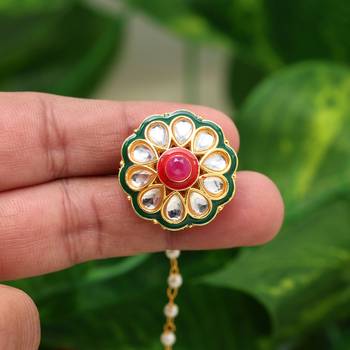 Maroon & green color kundan meena borla tikka 3