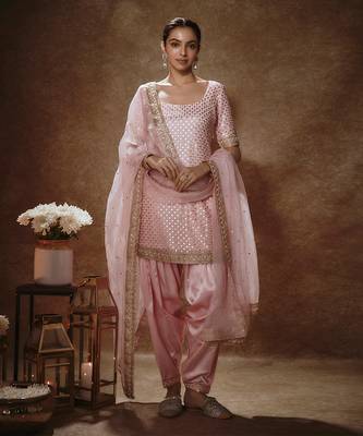 Blush pink & gold kurta set 1