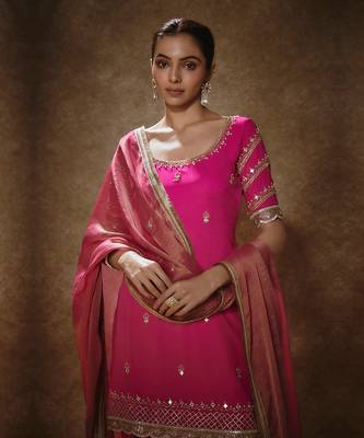 Barbie pink & gold kurta set 4