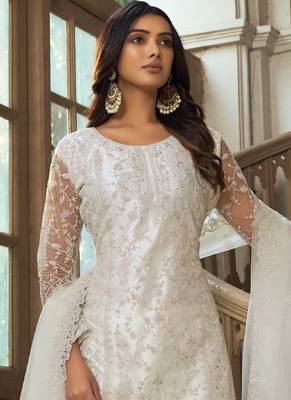Traditional Net Straight Suit White 2