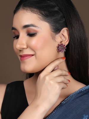 Sasha set of 3 oxidized silver stud earrings with floral design and red stones - various sizes 3