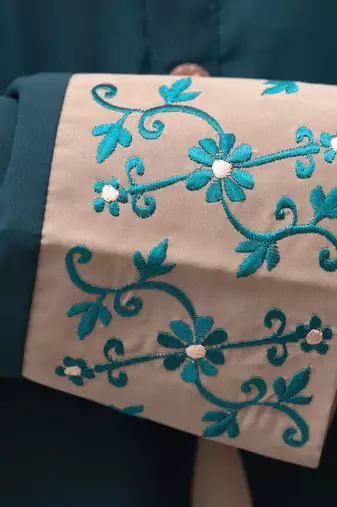 A-line Cuff Embroidery with 10 Button Abaya in Ramagreen Color With Hijab