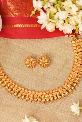 Traditional Gold Plated Necklace Set for Wedding 2