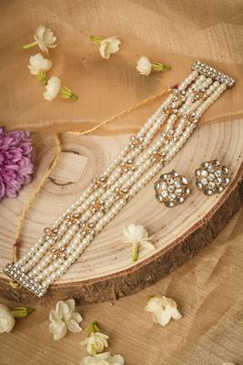 Traditional Pearl Choker Necklace Set for Weddings 1
