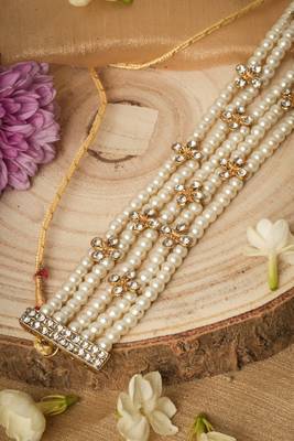 Traditional Pearl Choker Necklace Set for Weddings 2