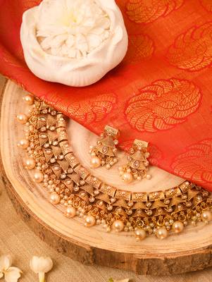 Elegant Gold Plated-Plated Necklace Set with Pearl Drops 1