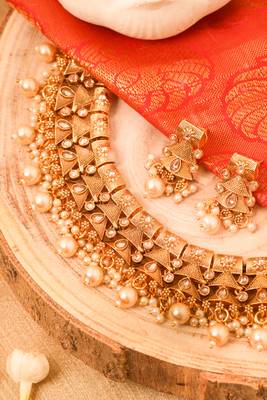 Elegant Gold Plated-Plated Necklace Set with Pearl Drops 2
