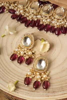 Kundan Stone Studded Choker Set with Purple Pearl Drops 2