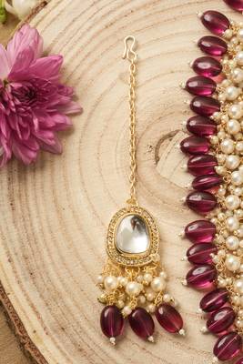 Kundan Stone Studded Choker Set with Purple Pearl Drops 5