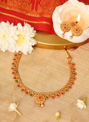 Gold Plated Temple Necklace Set for Festive 1