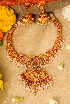 Gold-Plated Necklace Set with Floral and Peacock Motif 1