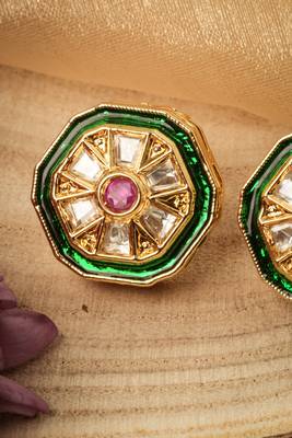Traditional Kundan Stone Stud Earrings for Festive Glamour 3