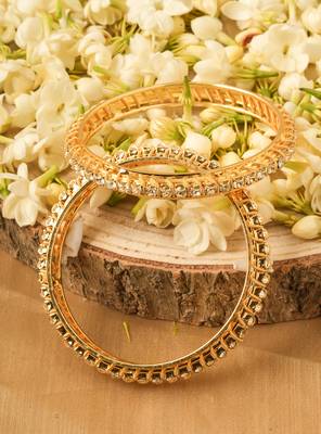 Set of 2 Bangles with Gold Plated Plating and American Stone Studded 2