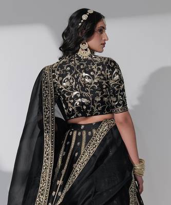 Nasreen Black Blouse 4