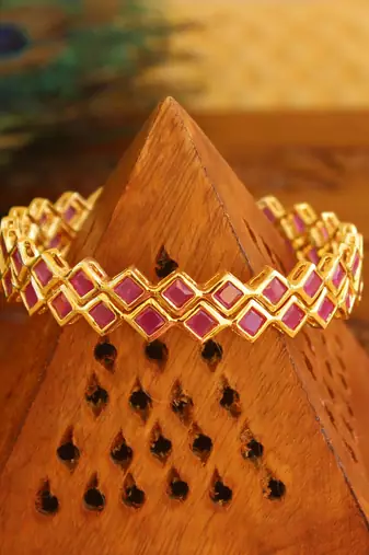 Gold Platted Ruby Bangles