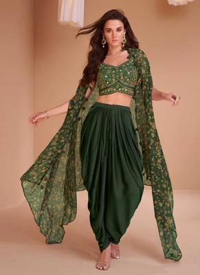 Emerald Green Satin Abstract Printed And Embroidered Punjabi Salwar Suit 1