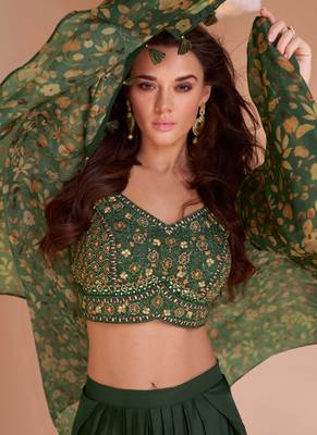 Emerald Green Satin Abstract Printed And Embroidered Punjabi Salwar Suit 2