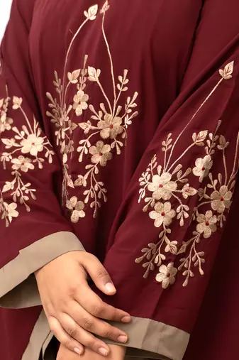 3 Boota Embroidery Kaftan Abaya in Maroon Color With Hijab