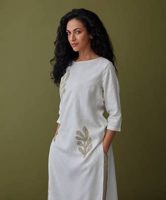White embroidered kurta set 4
