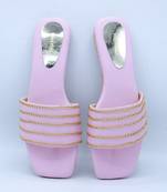 Chain pink flats