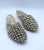 Aankhiyaa black heels