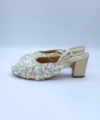 Kahani gold heels 3