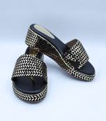 Mera love black wedges