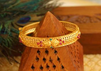 Matte finish temple kada 1