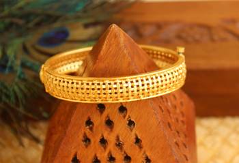Matte finish temple kada 3