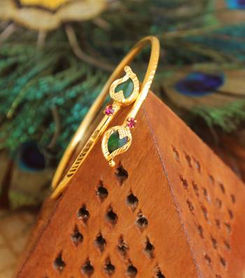 Kerala style gold platted palakka kada 2
