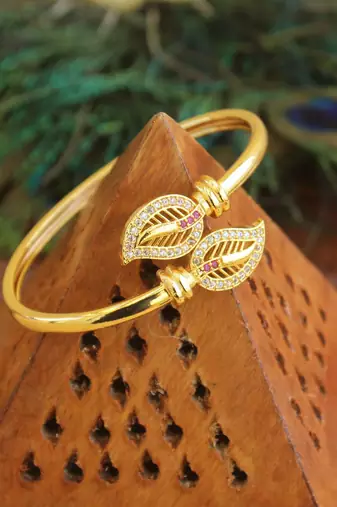 Gold platted cz designer kada