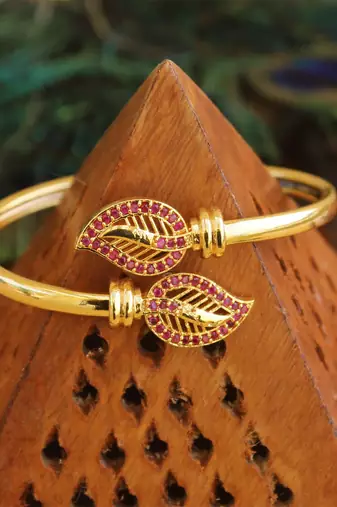 Gold platted cz designer kada