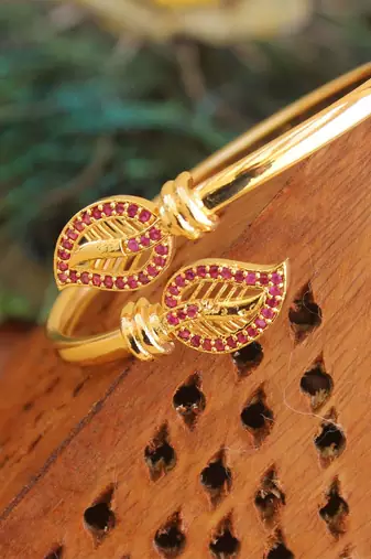 Gold platted cz designer kada