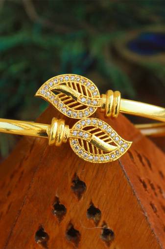 Gold platted cz designer kada