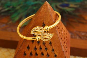 Gold platted cz designer kada 2