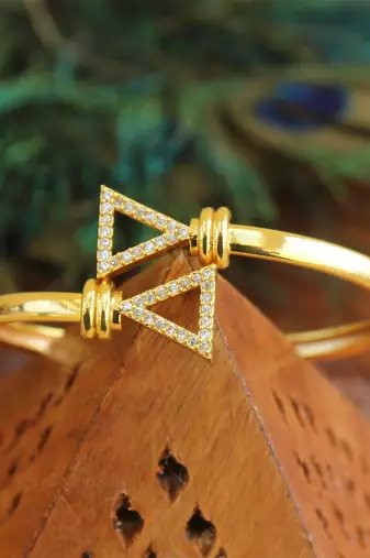 Gold platted cz designer kada