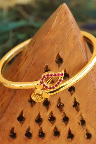 Gold platted cz designer kada