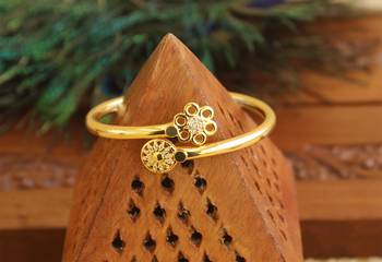 Gold platted cz designer kada 1