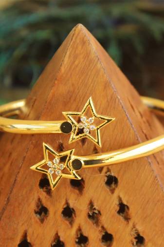 Gold platted cz designer kada